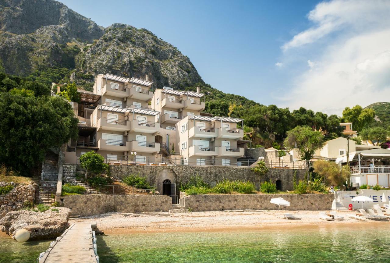 Glyfa Beach Villas Barbati Exterior photo